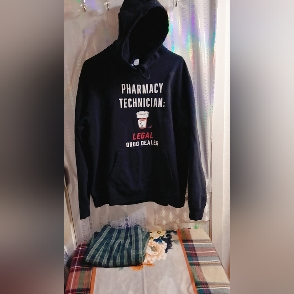 Pharmacy tech funny hoodie sz Large